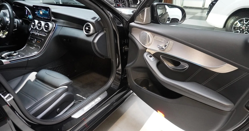 Mercedes-Benz Klasa C cena 299900 przebieg: 60000, rok produkcji 2020 z Głubczyce małe 172
